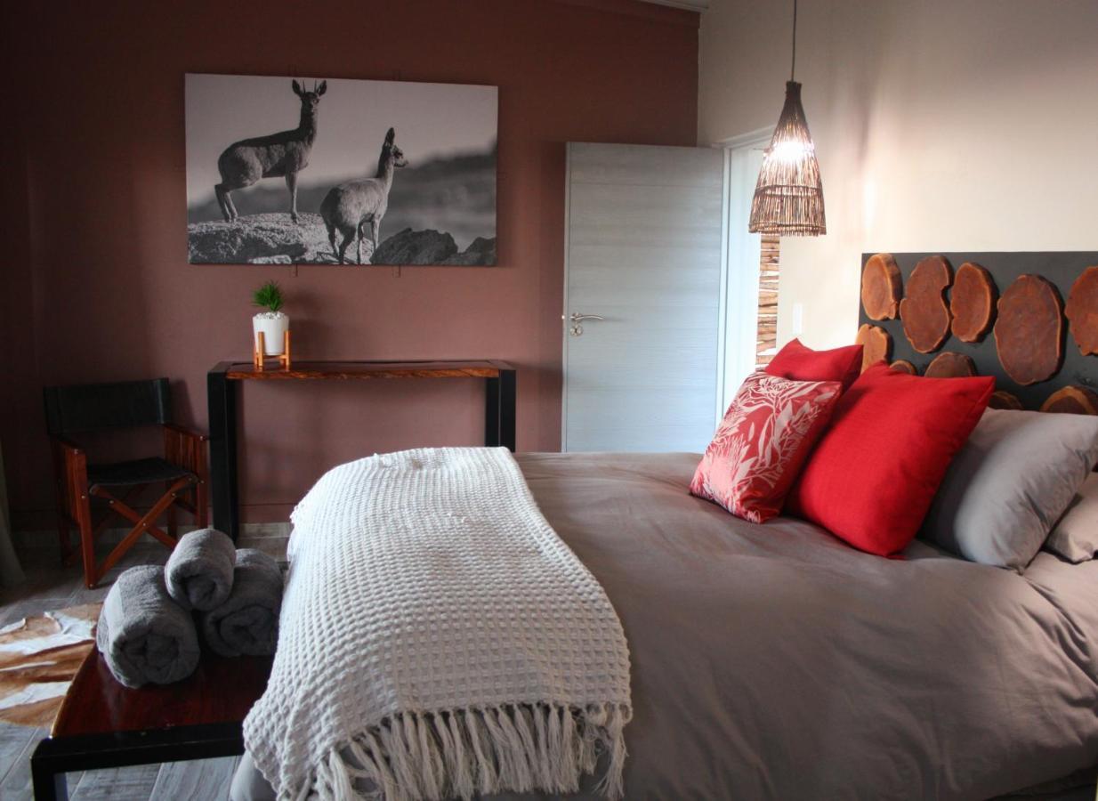 Mountain Peak Game Lodge And Camping Ozongaka Экстерьер фото